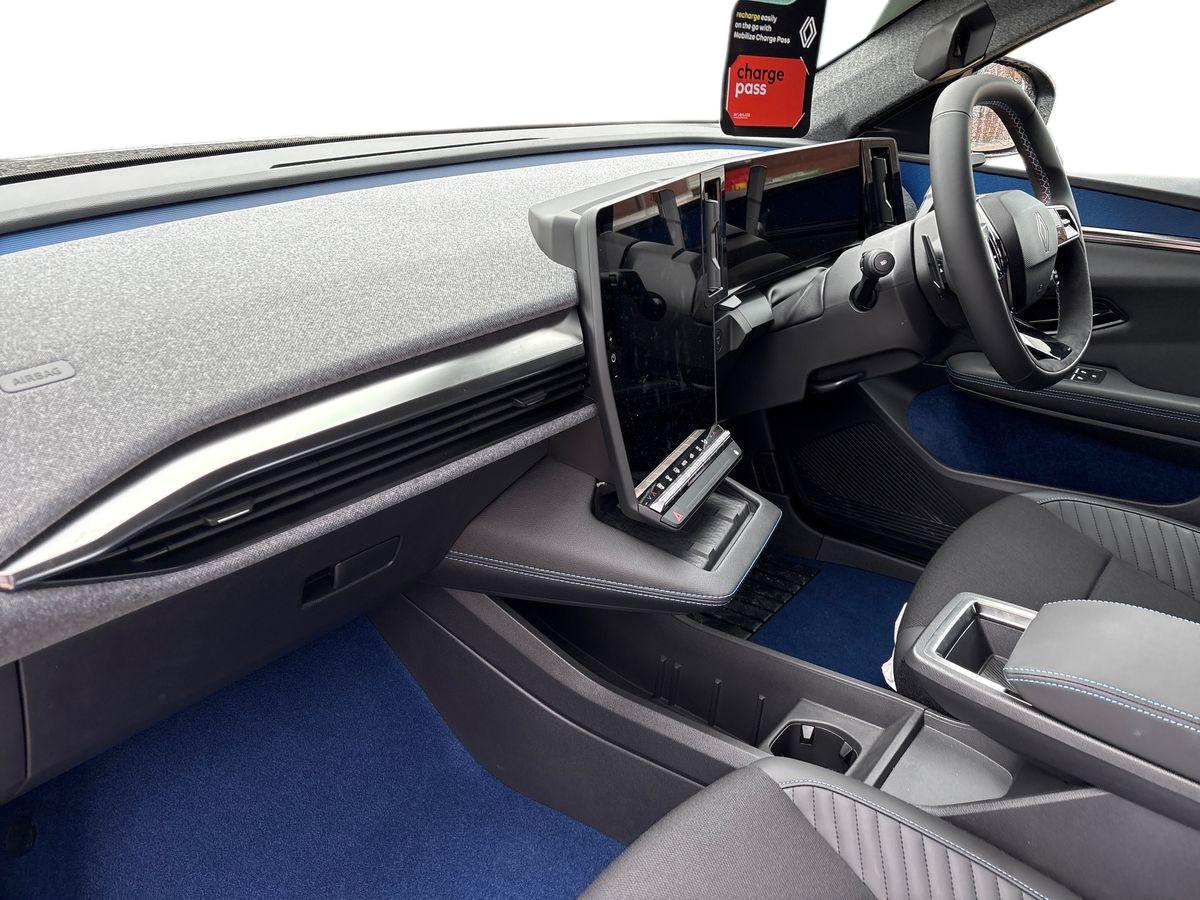 Used Renault Scenic E-Tech 2025 for sale - 77526050: Photo 15