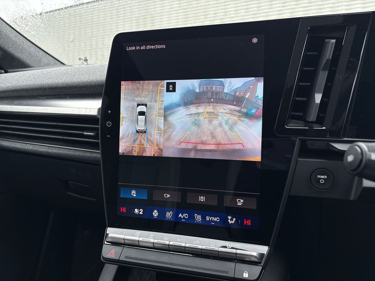 Used Renault Scenic E-Tech 2024 for sale - 77600434: Photo 19