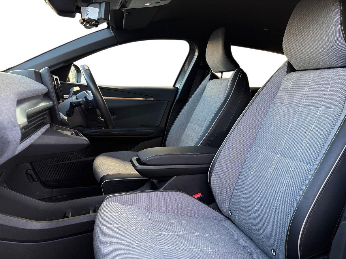 Used Renault Megane E Tech 2023 for sale - 77071088: Photo 16