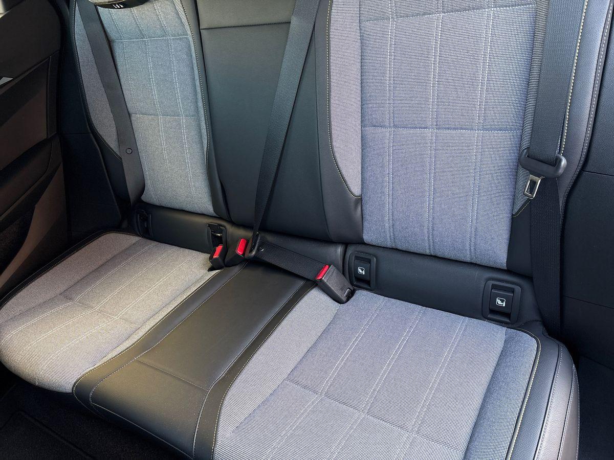 Used Renault Megane E Tech 2023 for sale - 77071088: Photo 17