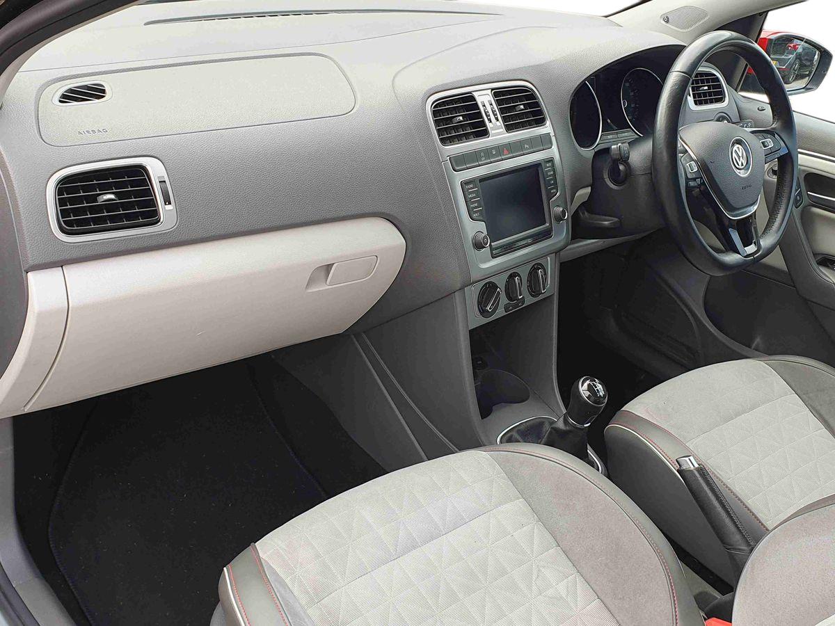 Used Volkswagen Polo 2016 for sale - 78165610: Photo 15