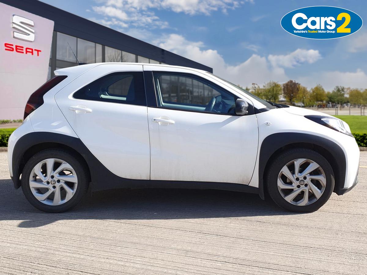 Used Toyota Aygo X 2023 for sale - 78165671: Photo 2