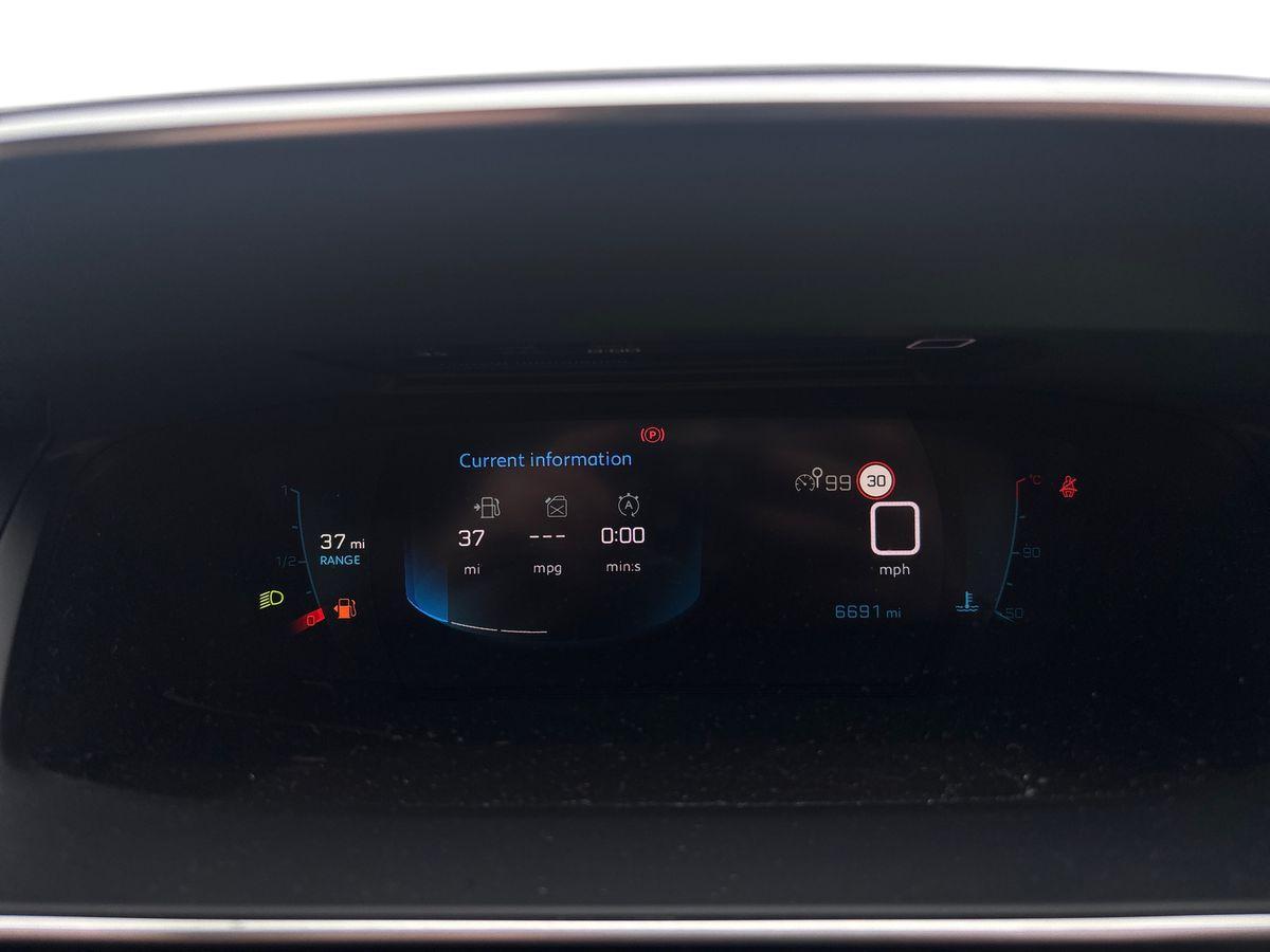 Used Peugeot 2008 2023 for sale - 76533822: Photo 16