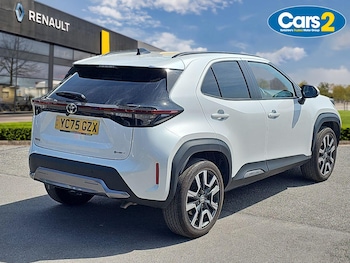 Used Toyota Yaris Cross 2026 for sale - 79502489: Photo
