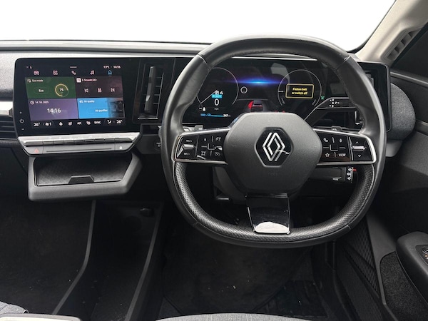 Used Renault Megane E Tech 2023 for sale - 76297536: Photo 12