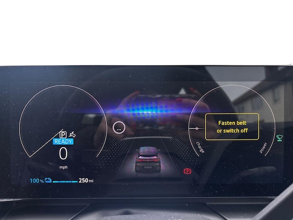 Used Renault Megane E Tech 2023 for sale - 76297536: Photo 14