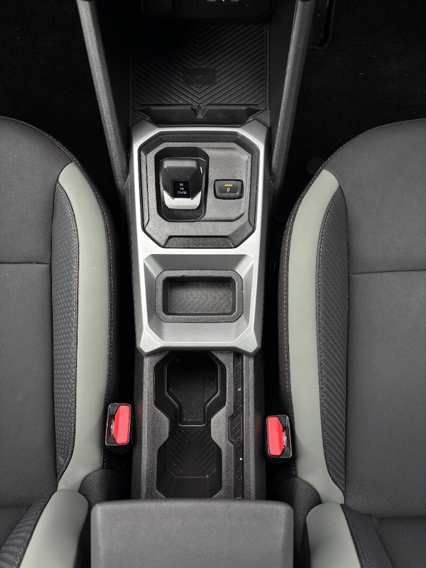 Used Dacia Duster 2024 for sale - 75471478: Photo 32