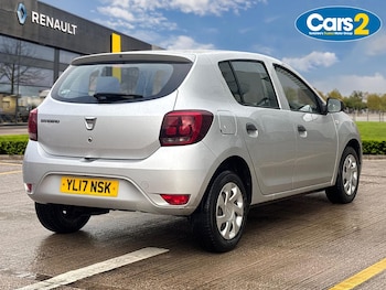 Used Dacia Sandero 2017 for sale - 76475135: Photo