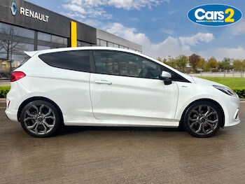 Used Ford Fiesta 2018 for sale - 76474990: Photo