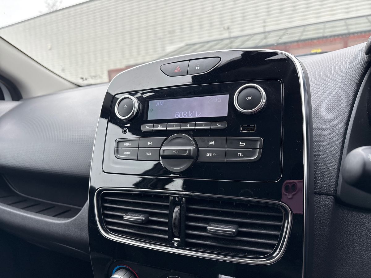 Used Renault Clio 2019 for sale - 77373024: Photo 20