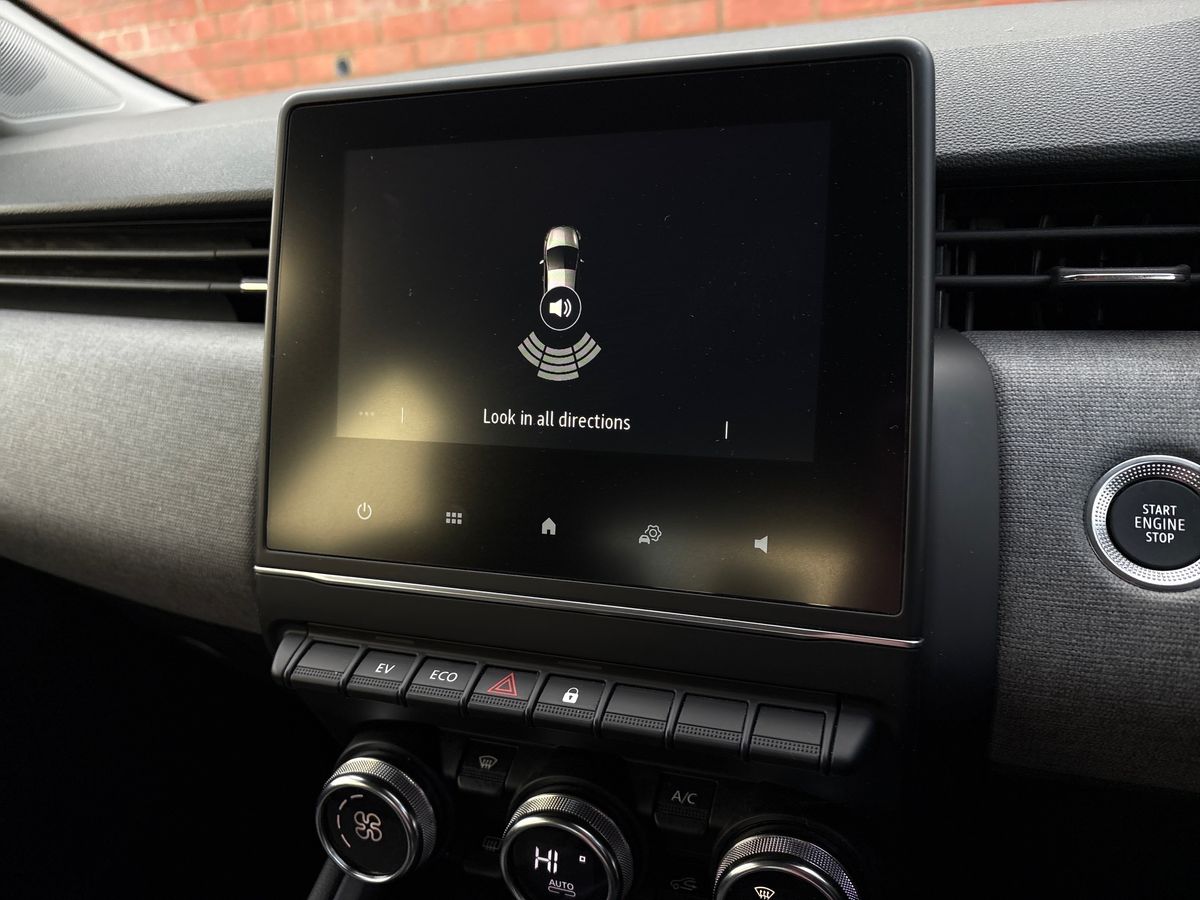 Used Renault Clio 2024 for sale - 77205658: Photo 19