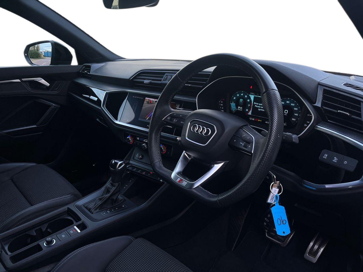 Used Audi Q3 2023 for sale - 76717399: Photo 10