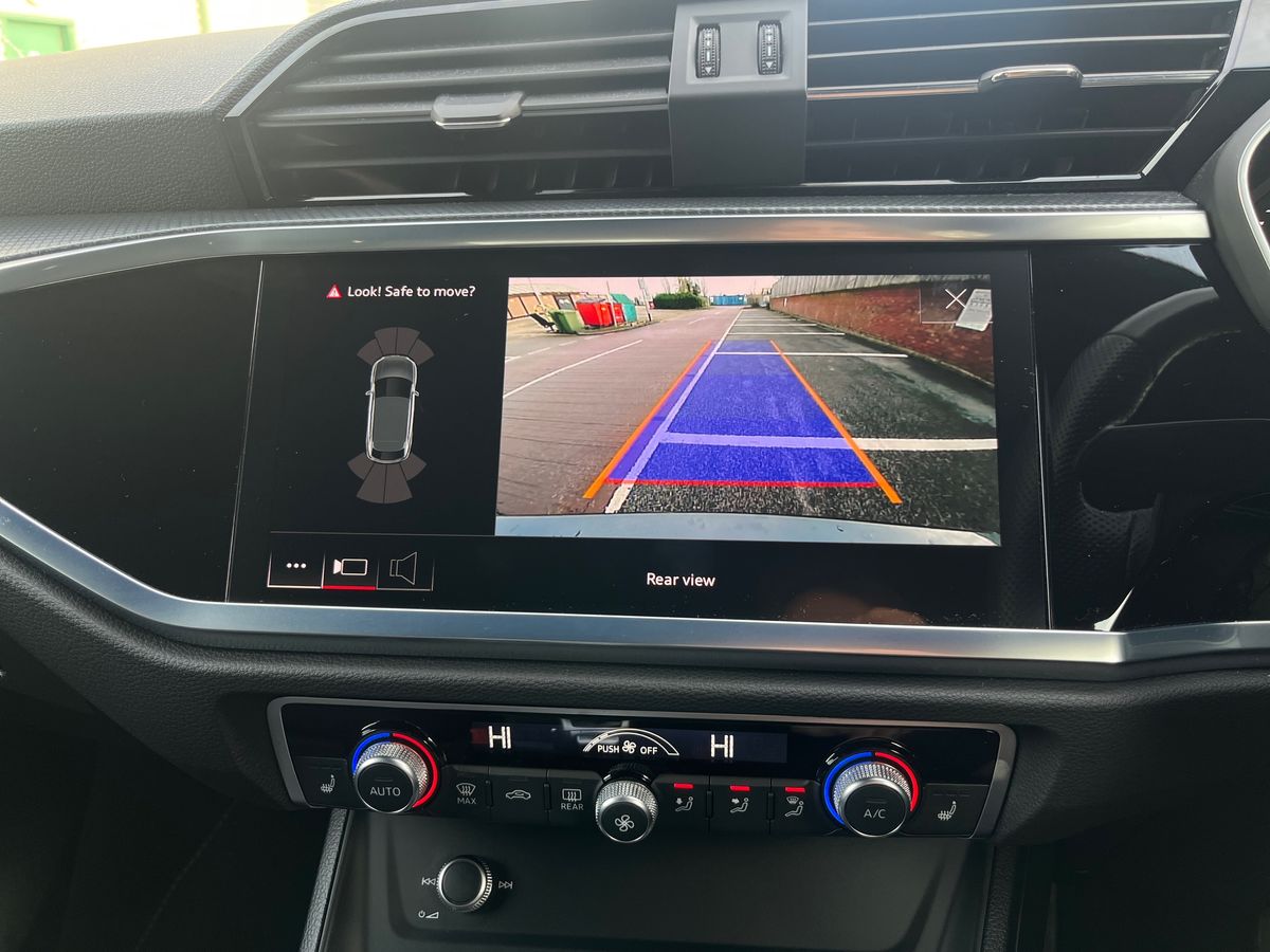 Used Audi Q3 2023 for sale - 76717399: Photo 19