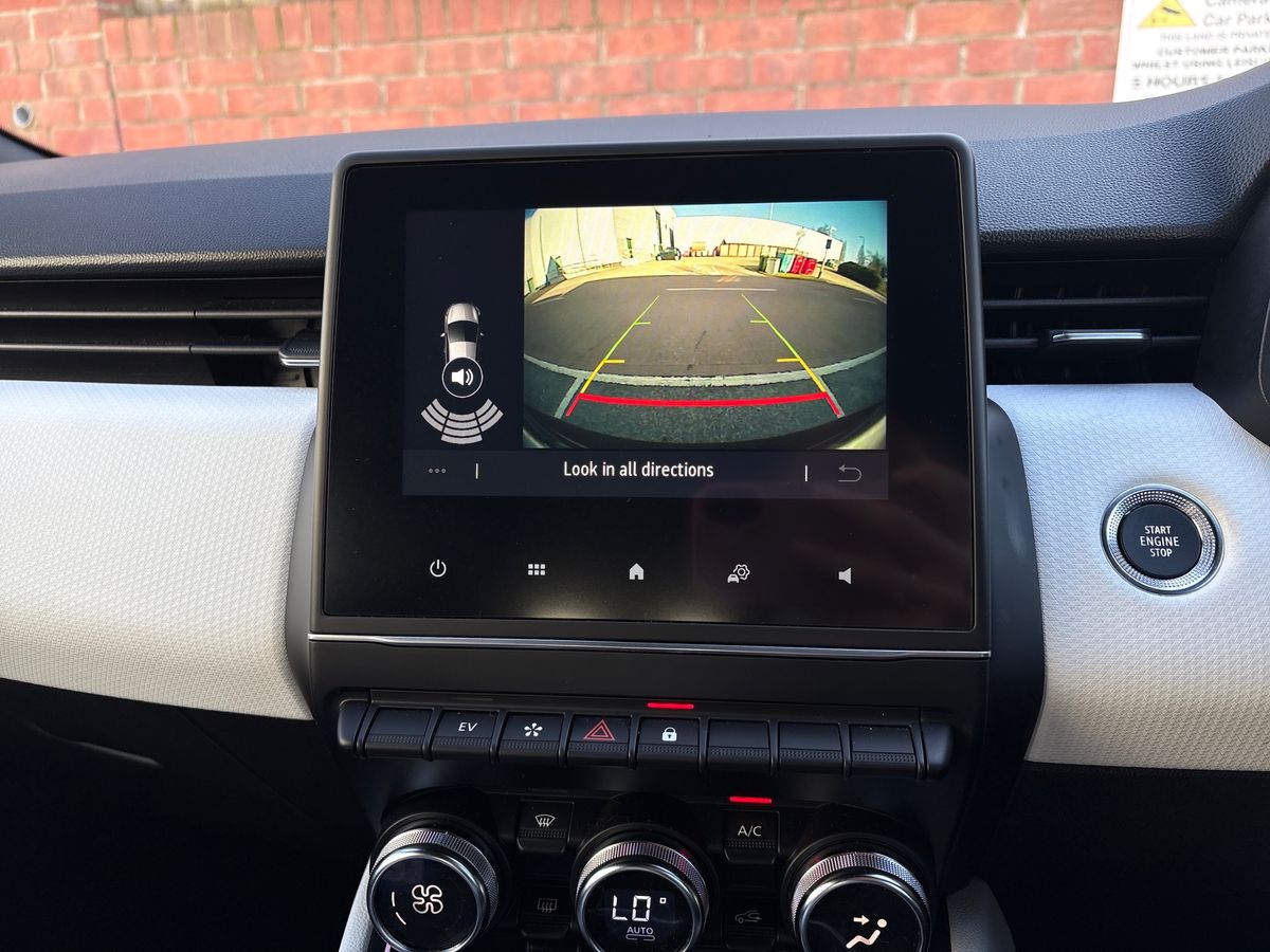 Used Renault Clio 2022 for sale - 77771105: Photo 19