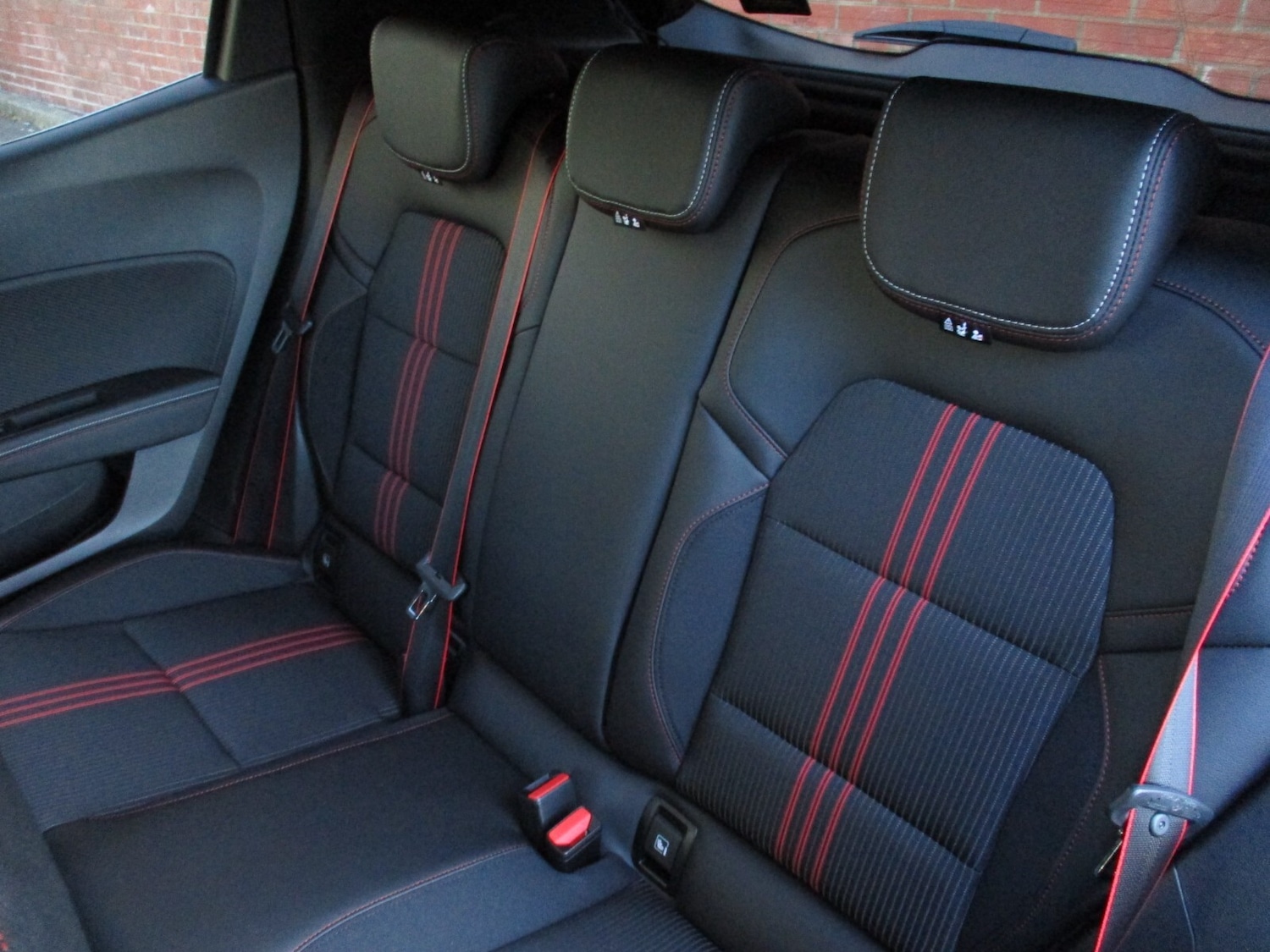 Used Renault Clio for sale - 77063420: Photo 7