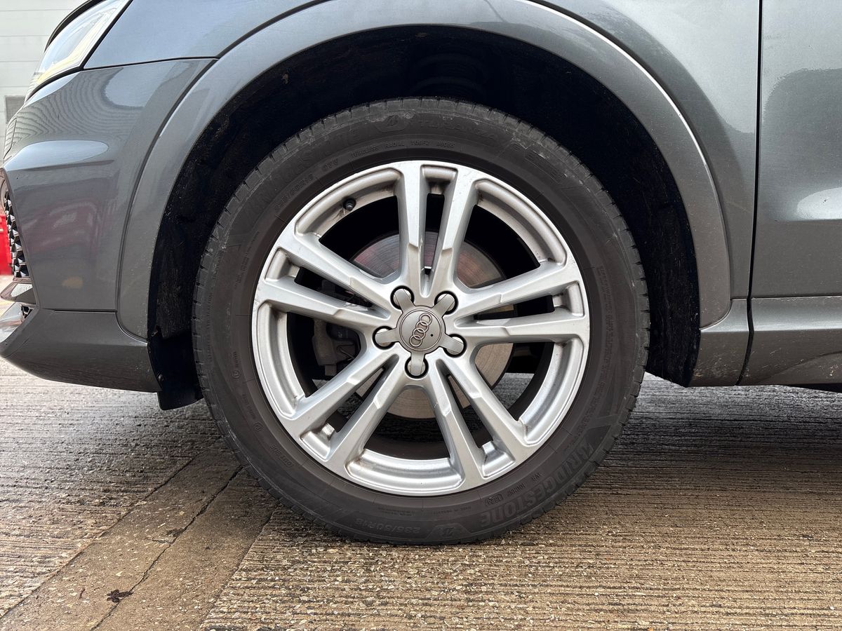 Used Audi Q3 2018 for sale - 77360488: Photo 9