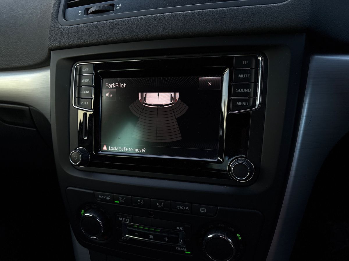 Used Skoda Yeti 2015 for sale - 77248001: Photo 19