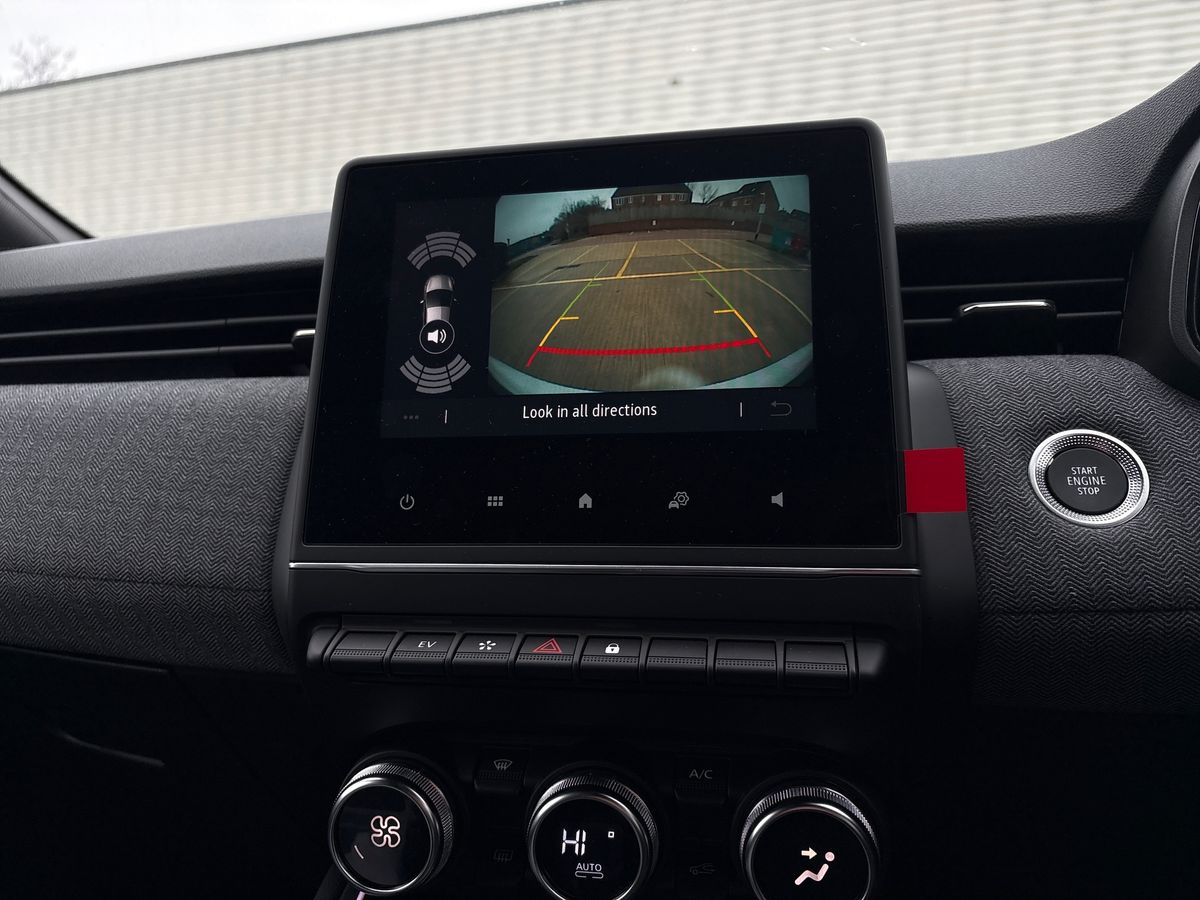 Used Renault Clio 2025 for sale - 77442626: Photo 19