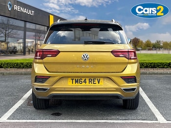 Used Volkswagen T-Roc 2018 for sale - 77855785: Photo