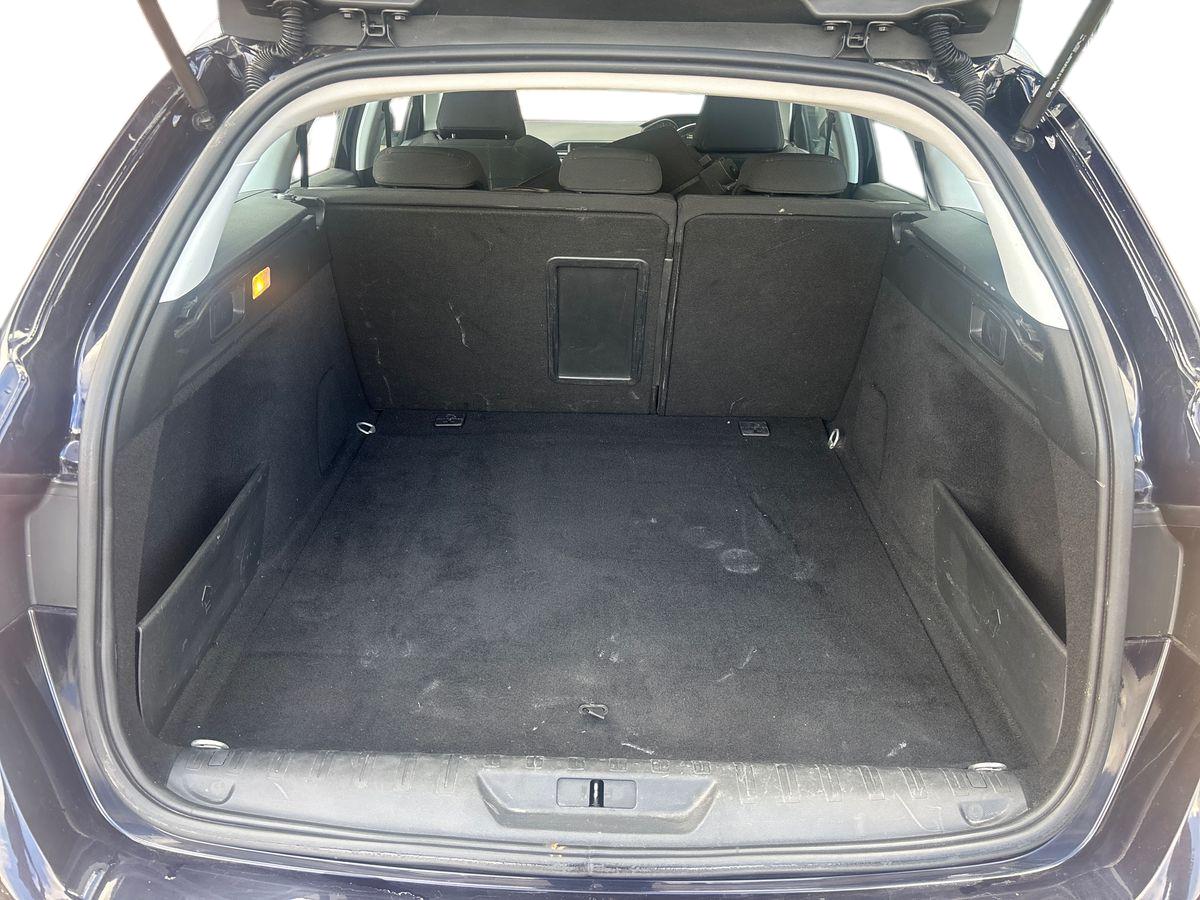 Used Peugeot 308 2016 for sale - 76888691: Photo 18