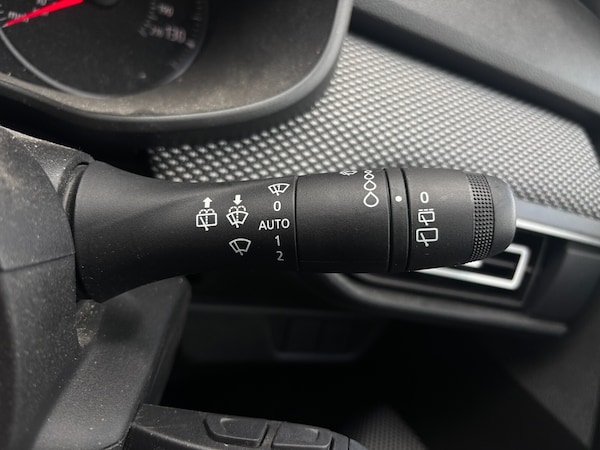 Used Dacia Jogger 2023 for sale - 75471052: Photo 23