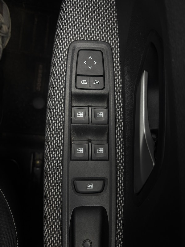 Used Dacia Jogger 2023 for sale - 75471052: Photo 24