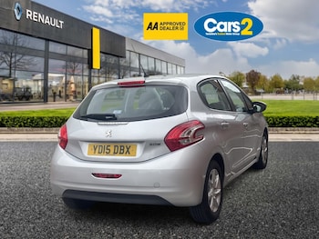 Used Peugeot 208 2015 for sale - 75652886: Photo