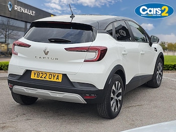Used Renault Captur 2022 for sale - 79503440: Photo