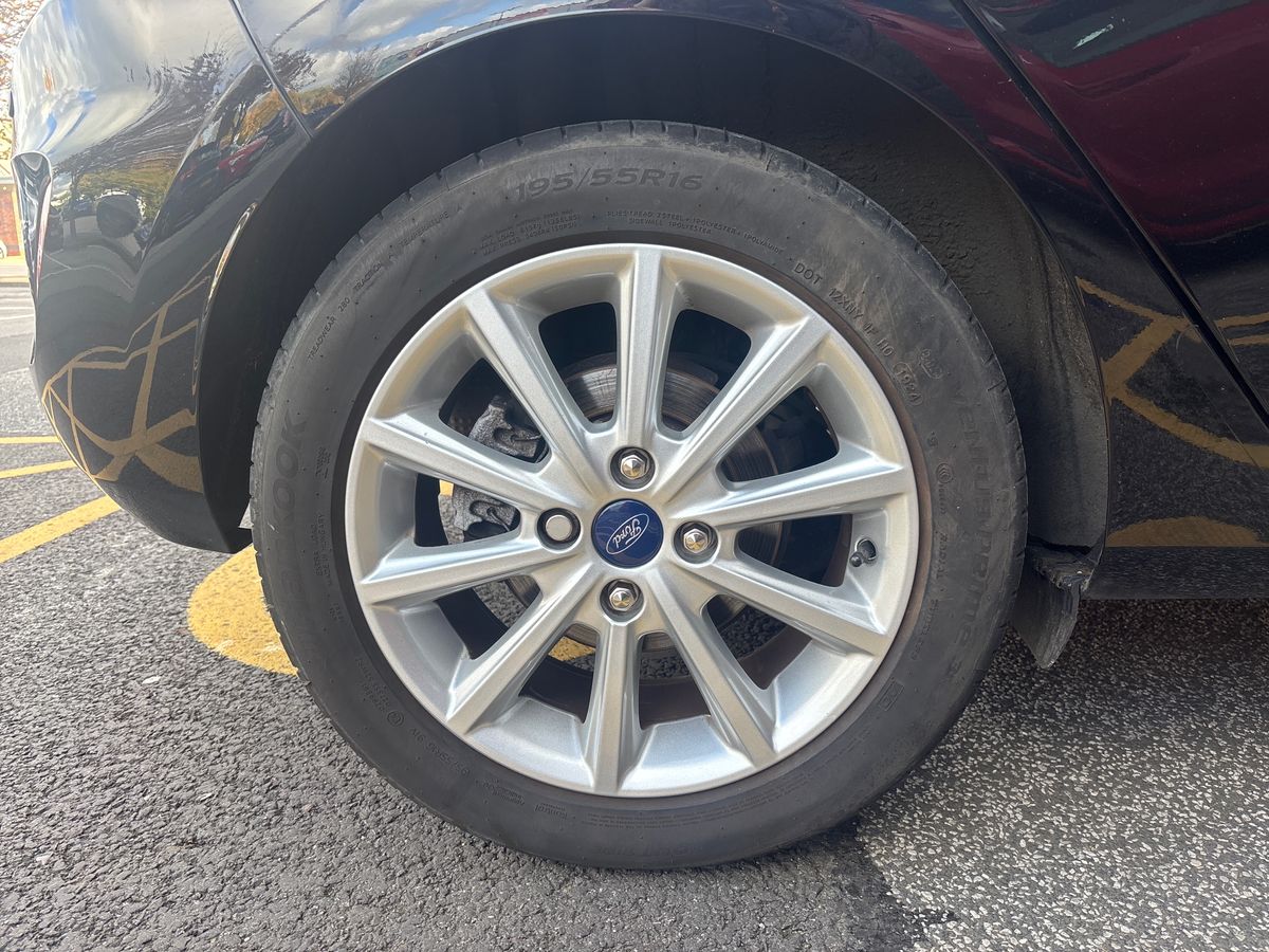 Used Ford Fiesta 2019 for sale - 76400845: Photo 9