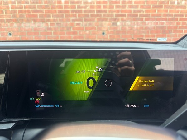 Used Renault Scenic E-Tech 2024 for sale - 75471244: Photo 18