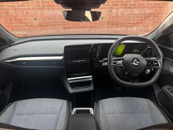 Used Renault Scenic E-Tech 2024 for sale - 75471244: Photo 7