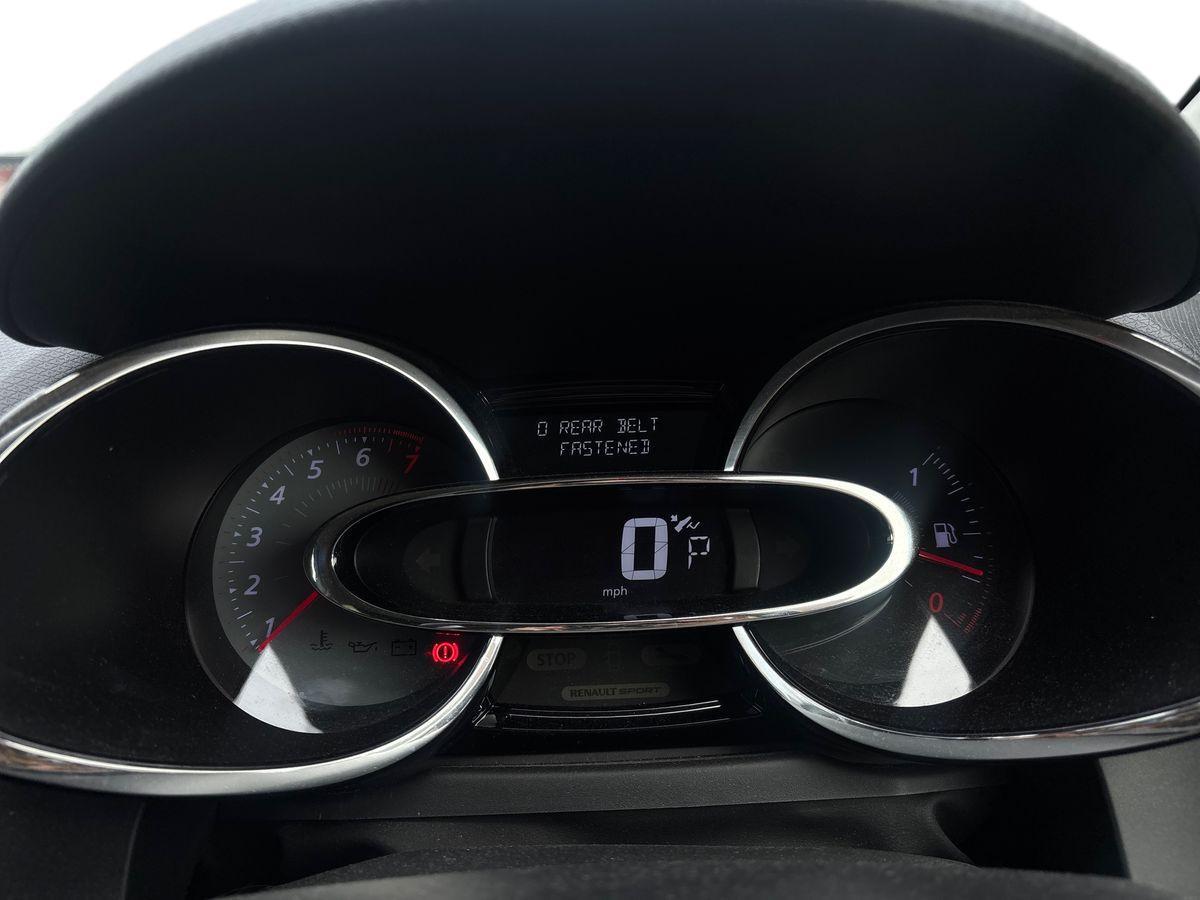 Used Renault Clio 2014 for sale - 76533916: Photo 14