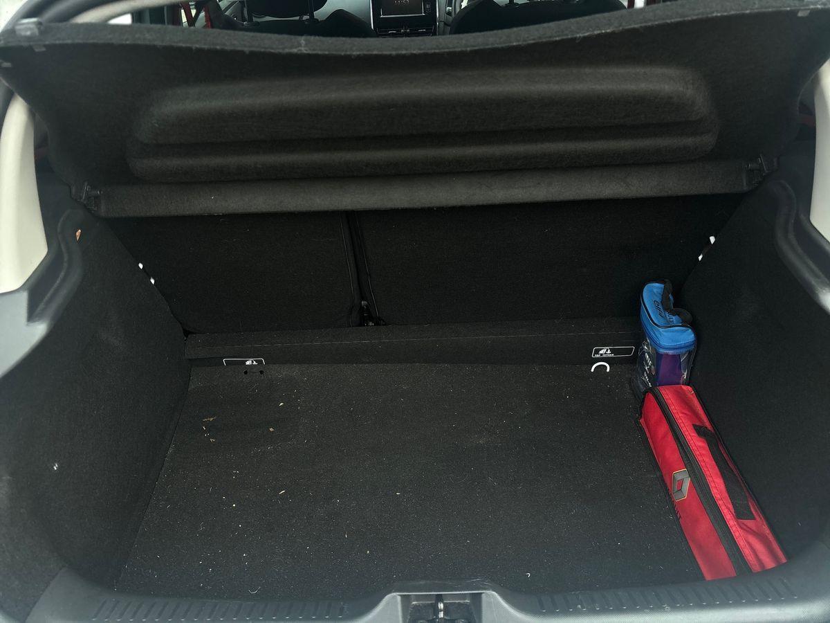 Used Renault Clio 2014 for sale - 76533916: Photo 18