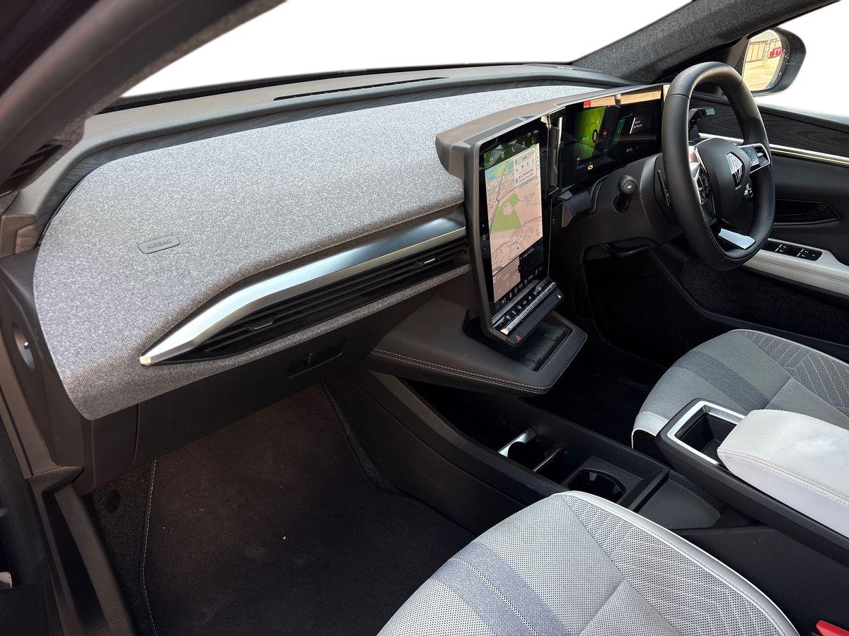 Used Renault Scenic E-Tech 2024 for sale - 78172558: Photo 15