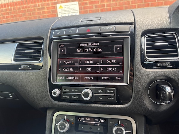 Used Volkswagen Touareg 2016 for sale - 75509549: Photo 32