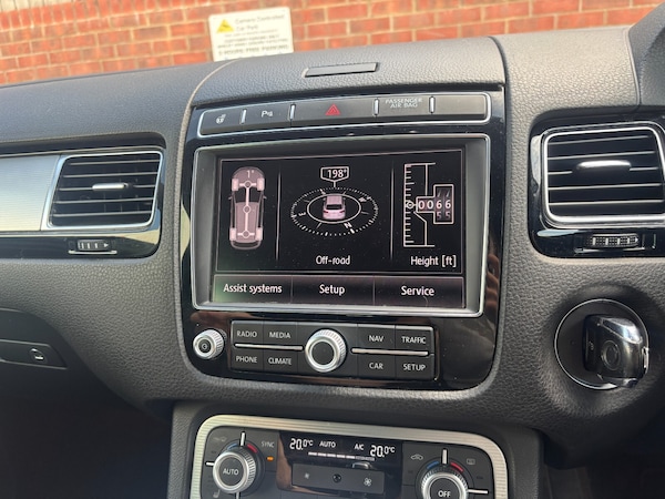 Used Volkswagen Touareg 2016 for sale - 75509549: Photo 36