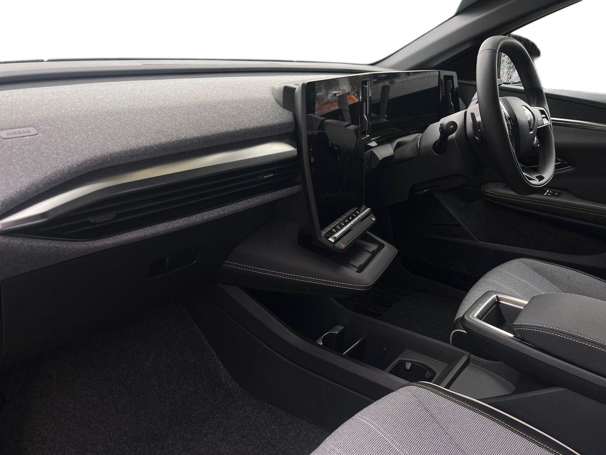 Used Renault Megane E Tech 2025 for sale - 76623436: Photo 15