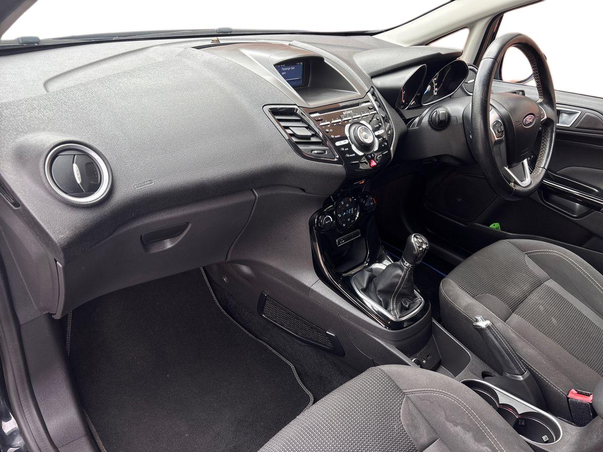 Used Ford Fiesta 2016 for sale - 76615402: Photo 15