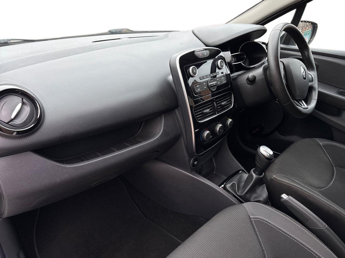 Used Renault Clio 2019 for sale - 77581236: Photo 15
