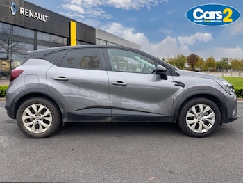 Used Renault Captur 2022 for sale - 76297290: Photo