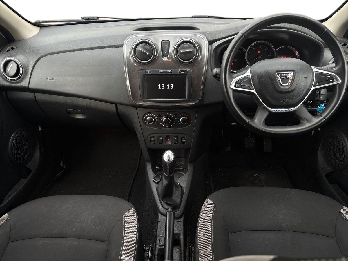 Used Dacia Sandero Stepway 2020 for sale - 76773257: Photo 11