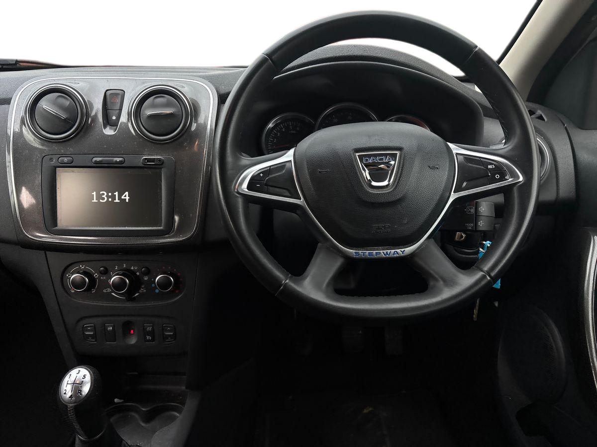 Used Dacia Sandero Stepway 2020 for sale - 76773257: Photo 12