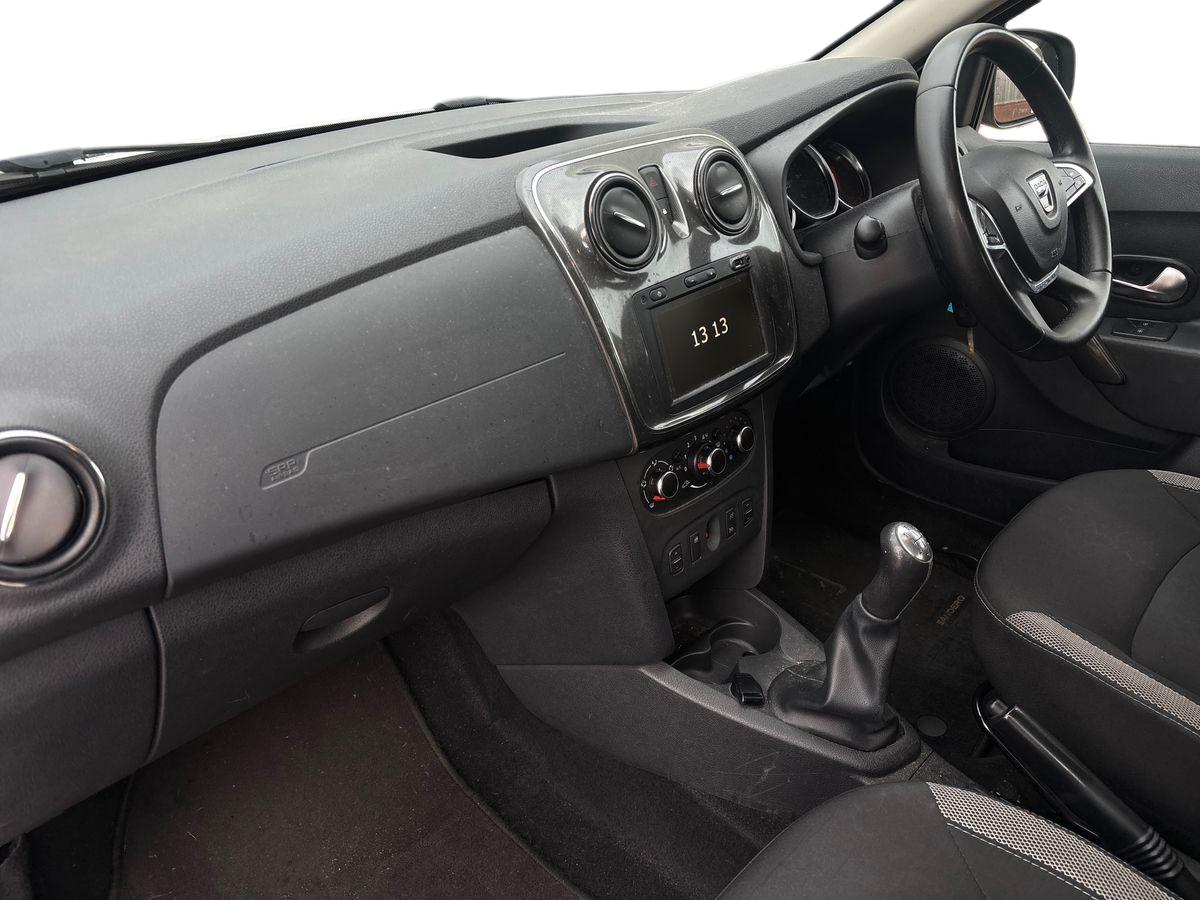 Used Dacia Sandero Stepway 2020 for sale - 76773257: Photo 15