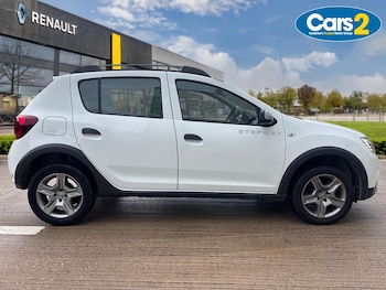 Used Dacia Sandero Stepway 2020 for sale - 76773257: Photo