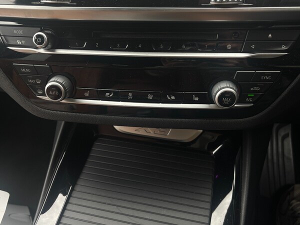 Used BMW 3 Series 2018 for sale - 75715316: Photo 24