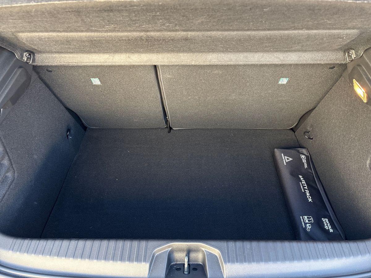 Used Renault Clio 2024 for sale - 77755595: Photo 18