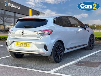 Used Renault Clio 2024 for sale - 77755595: Photo