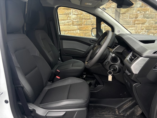 Used Renault Kangoo 2024 for sale - 76124328: Photo 13