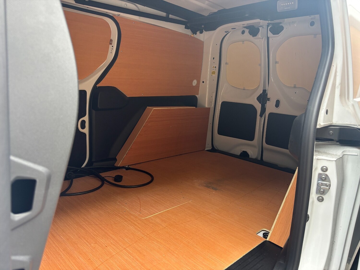 Used Renault Kangoo 2024 for sale - 76124328: Photo 9