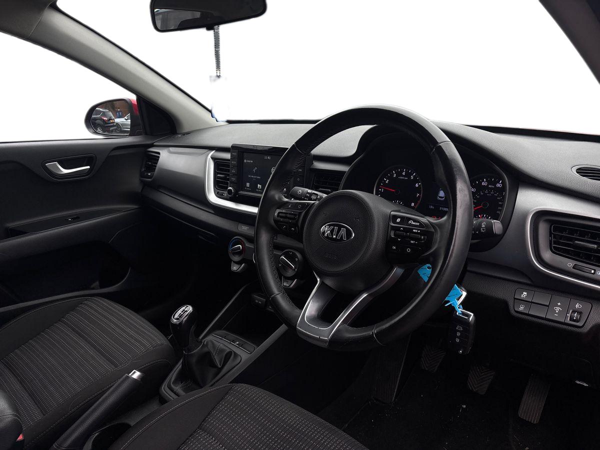 Used Kia Stonic 2018 for sale - 76297505: Photo 10